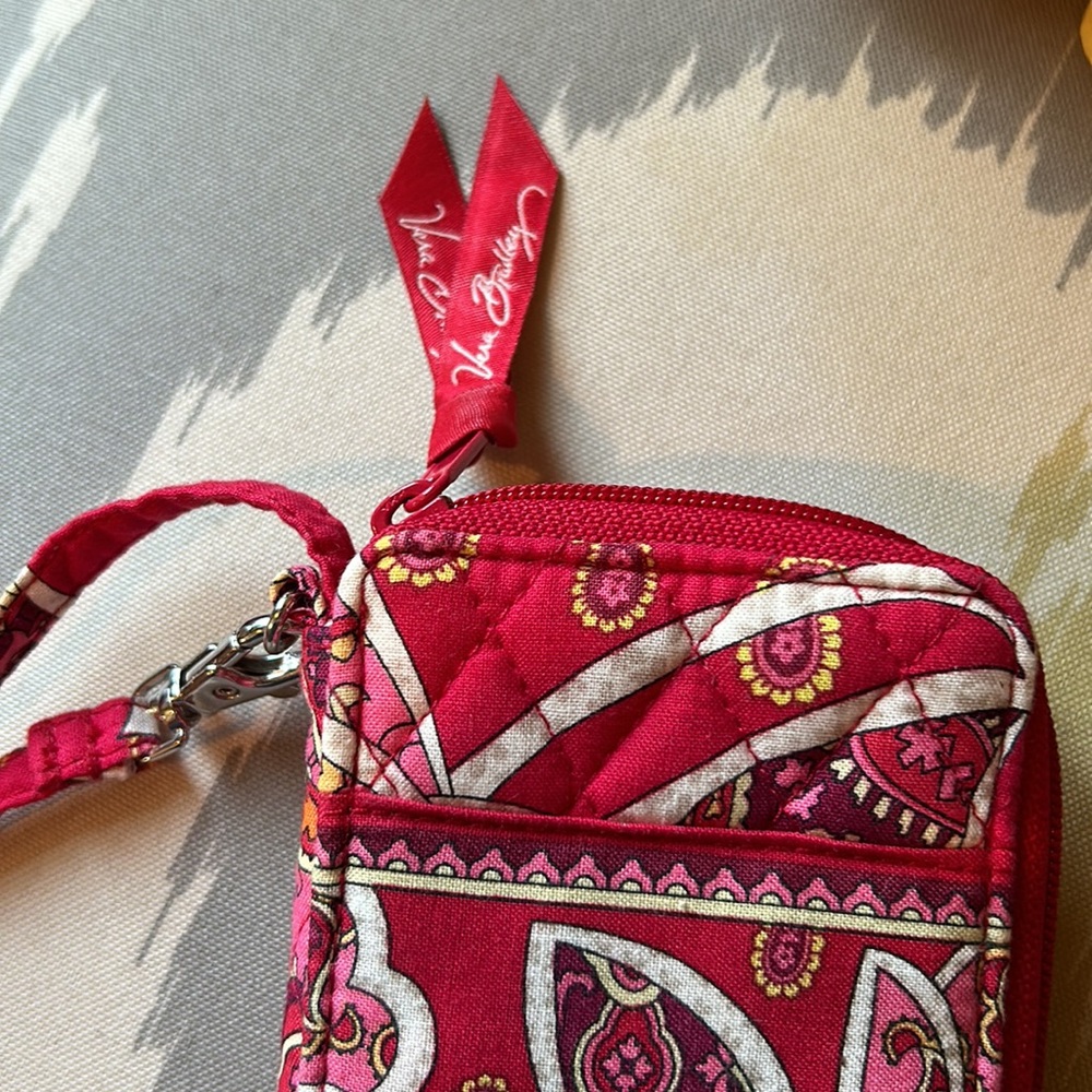 Vera Bradley Retired Rosy Posies Wrislet ❤️ - Picture 4 of 10